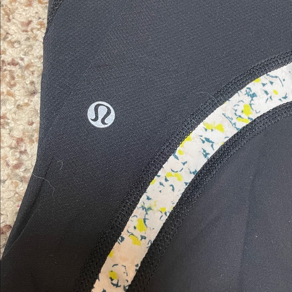 Lululemon capri length leggings - Picture 5 of 9